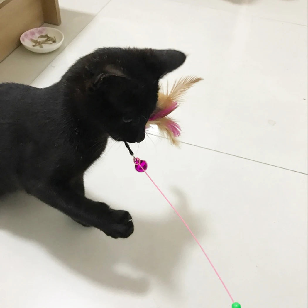 1Pc Cat Toy Stick Feather Wand with Bell Mouse Cage Toys Plastic Artificial Colorful Cat Teaser Toy Pet Supplies Random Color